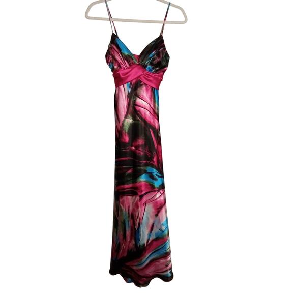 Windsor Dresses & Skirts - Windsor Sleeveless Multi-Color Formal Maxi Dress - Med